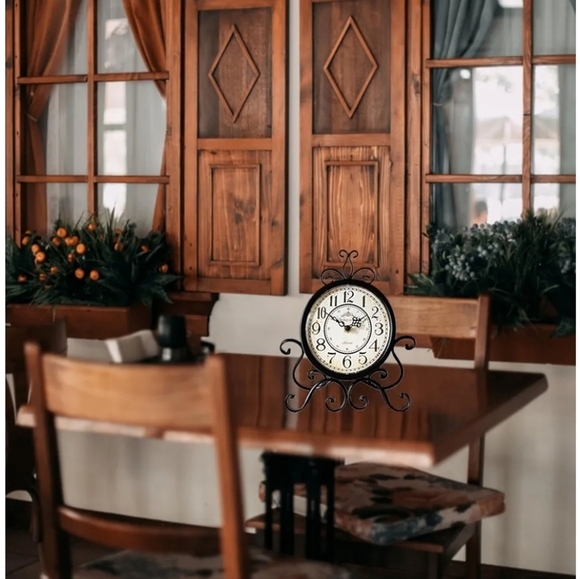 Black Vintage Style Wall Clock - Picture 5 of 16